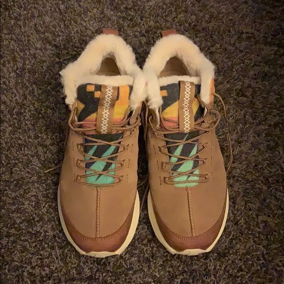 ugg trainer boots